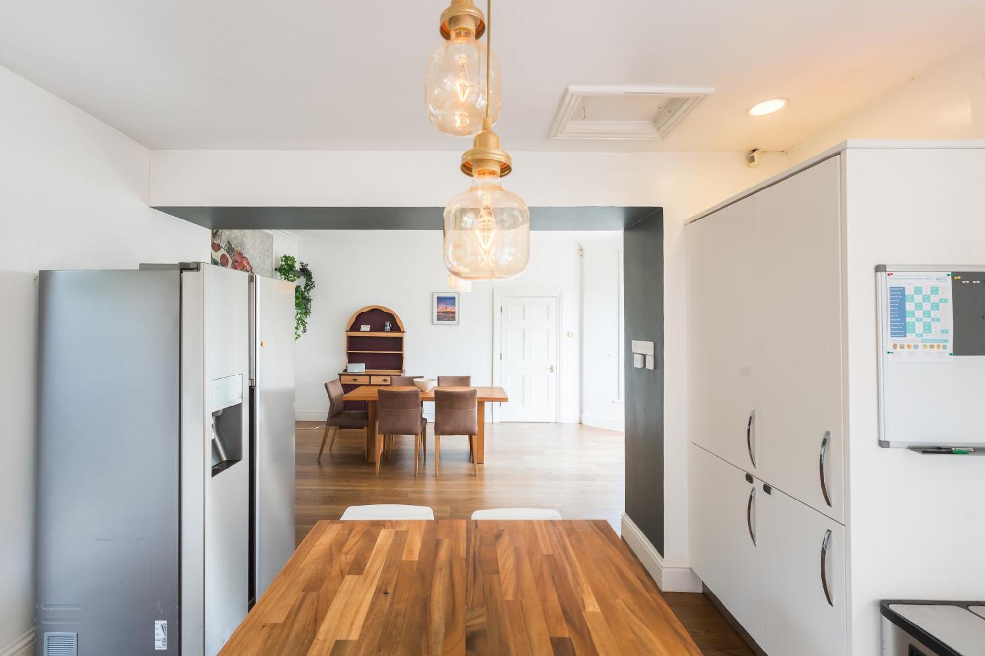 Luxurious Victorian In Charming Cotham Pousada *